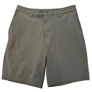 Lululemon Men's Size 32 Commission Golf Short 10" Olive Green Classic Fit